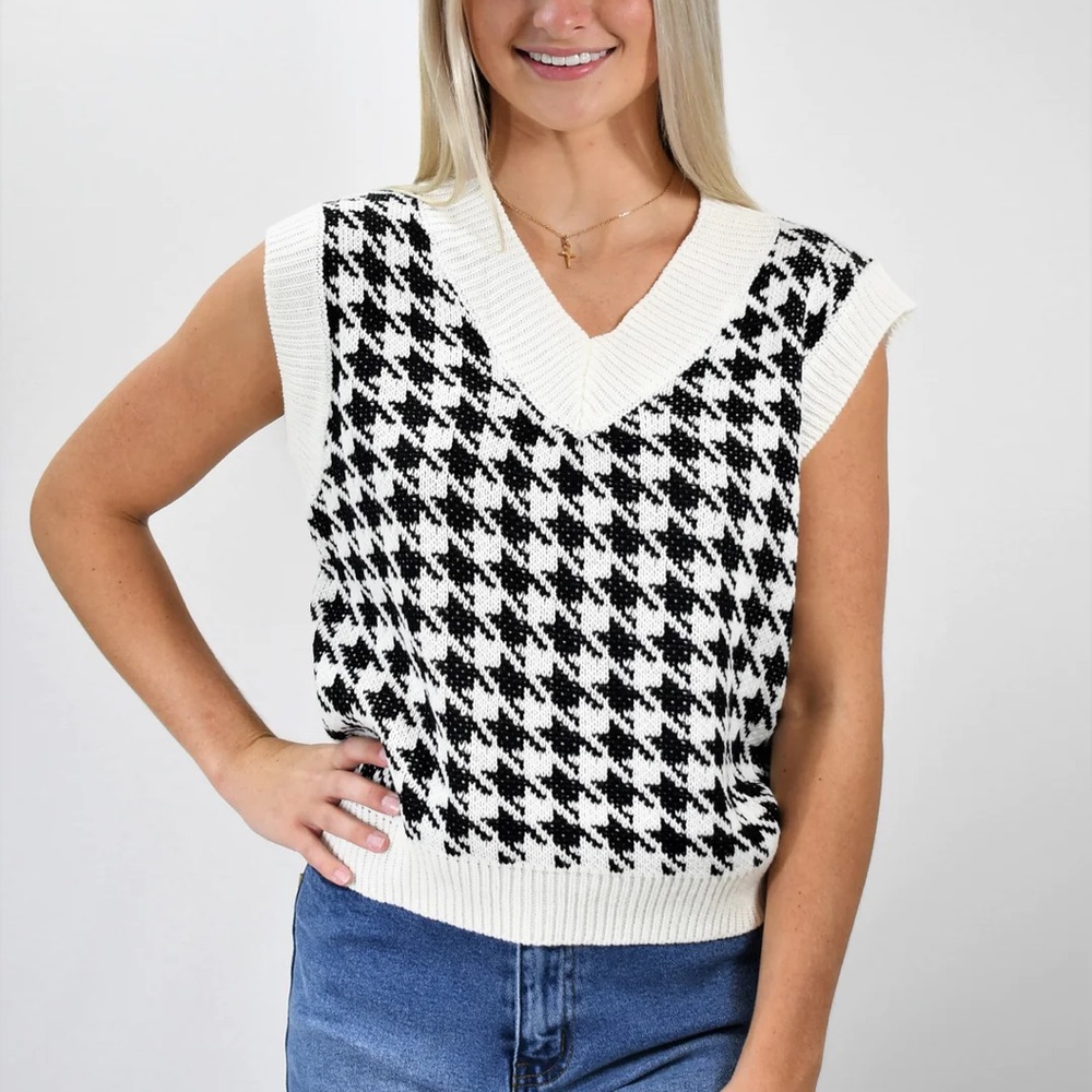 Houndstooth Sweater Vest